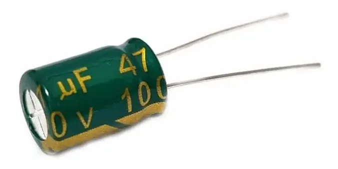 10 Pzas Capacitor Eletrolítico 100v 47uf
