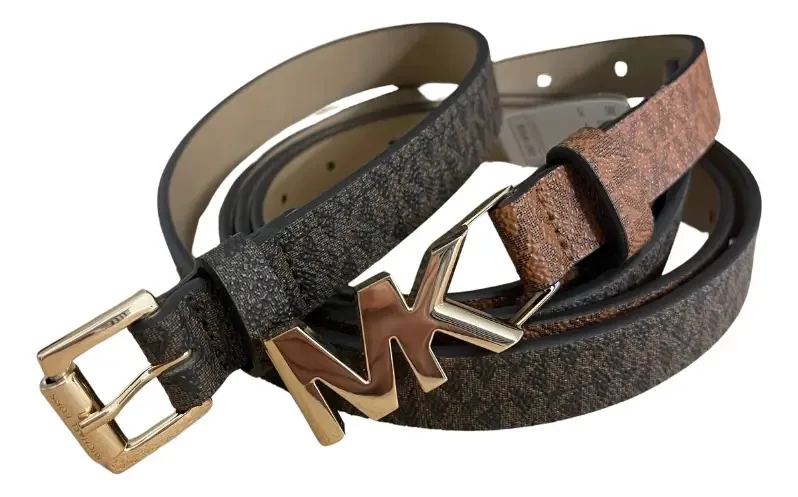 Conjunto de 2 cintos Michael Kors 100% escuro, cor café e cartas de café, letras de café, estampa de letras de café, design de tecido, tamanho pequeno