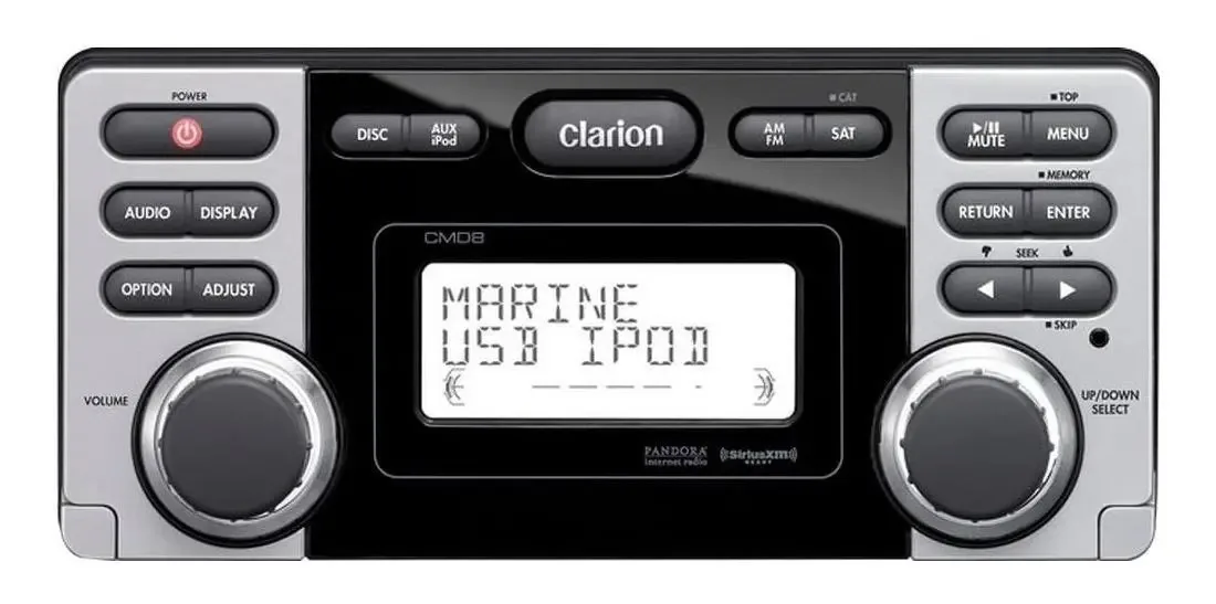 Player marinizado para lanchas e barcos Clarion CMD8 com USB