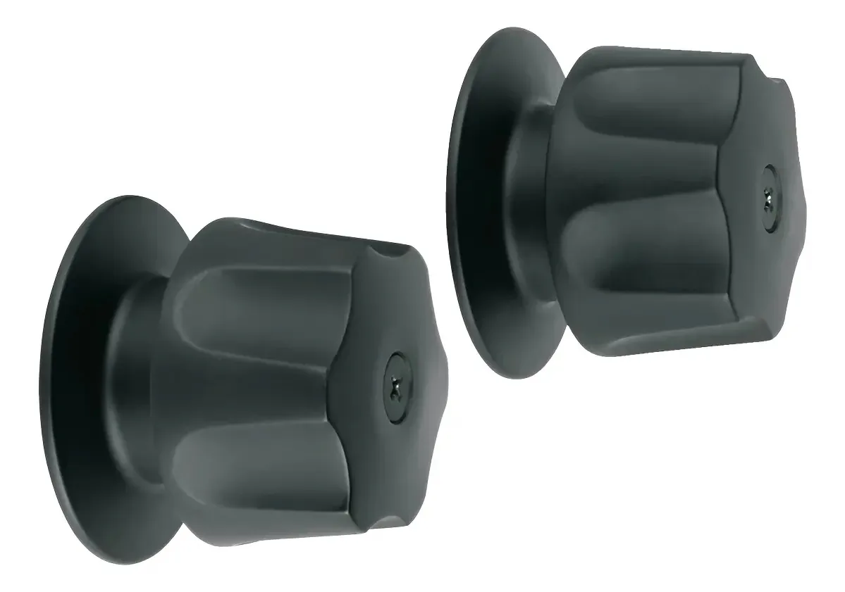 Conjunto de 2 alças de chuveiro de metal com acabamento cromado e acabamento em preto fosco