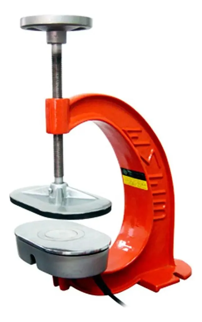 Máquina de Vulcanização EMEB V300/C para Pneus de Automóveis e Caminhões