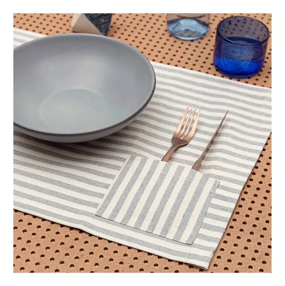Conjunto Meema de 4 toalhas de mesa de tecido único com bolsos