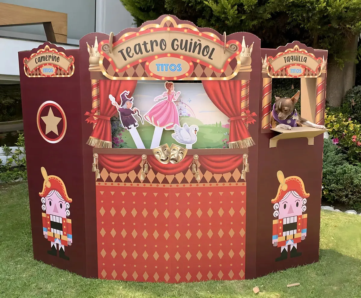 Teatro de Fantoches com Cenário e Marionetes Titos de Flink