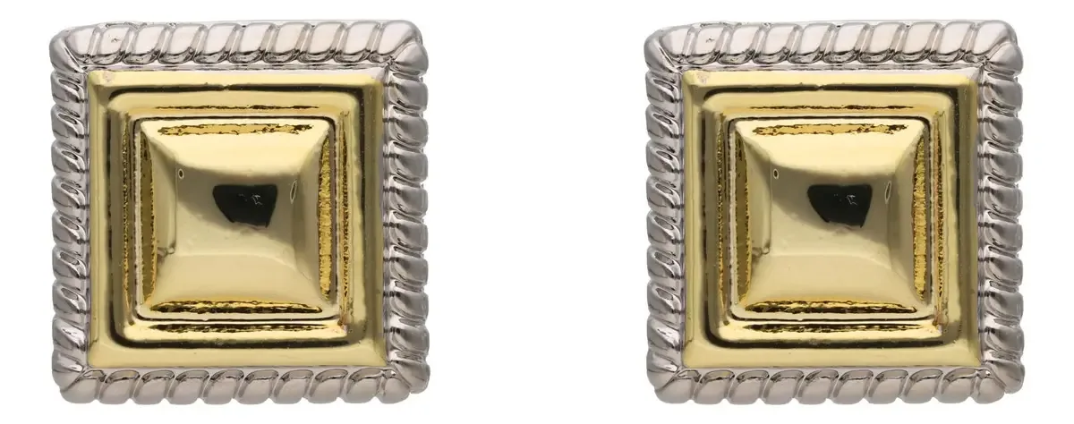 Brincos quadrados com design clássico de borda texturizada