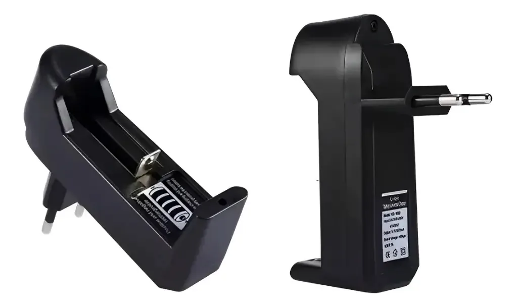 Carregador De Pilhas Baterias Lítio Universal Bivolt 128