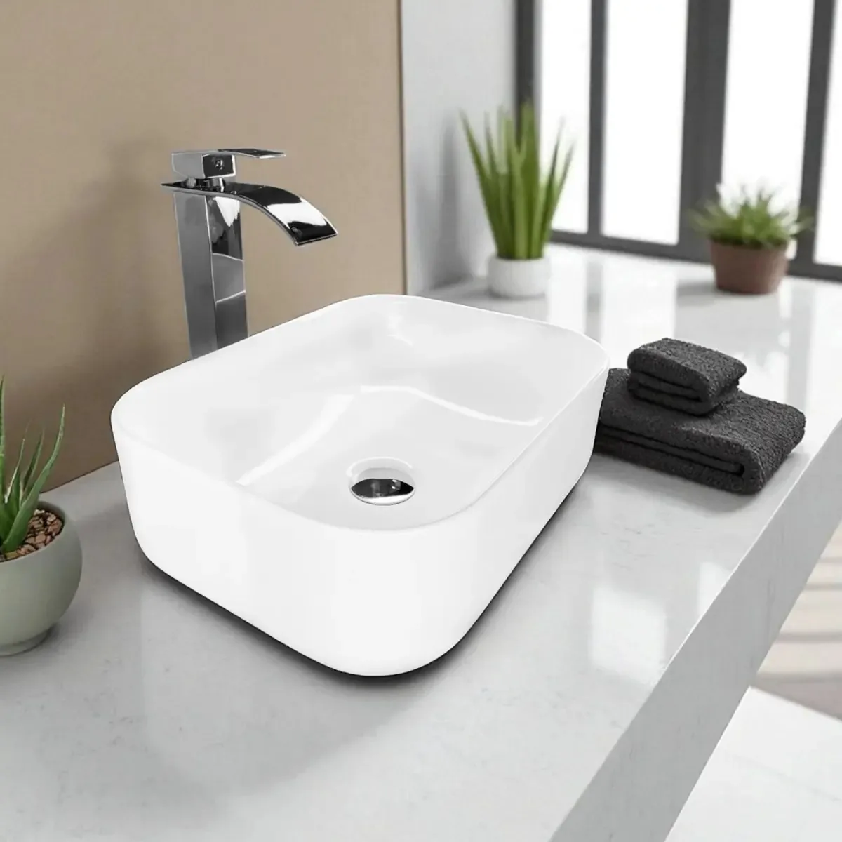 Combinação de lavatório e misturador C901 Deluxe com acabamento branco