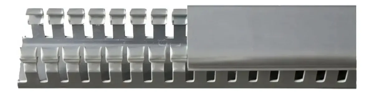 Cabo de canal com fenda 60x60mm Strip 2m Ckn-060-60 Zoloda