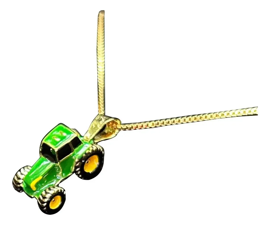 Colar Agro Correntinha Com Pingente Trator Banhado Ouro 18k Cor Verde
