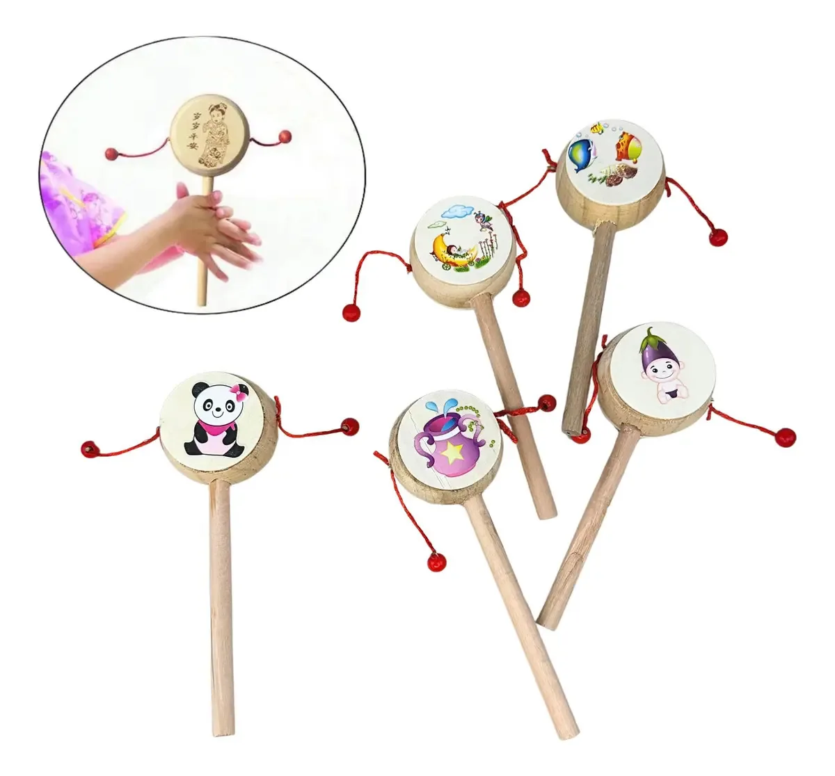 Maracás de Madeira Infantil DELAR E ARTESANATO Kit 2 Peças Coloridos