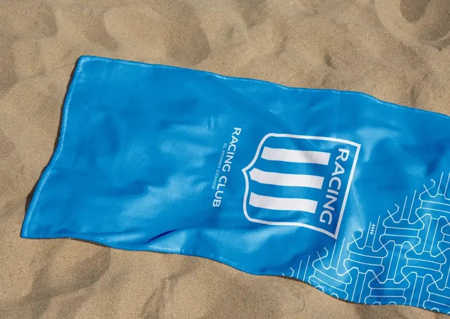 Toalha de praia Racing Coliseum Sky Blue