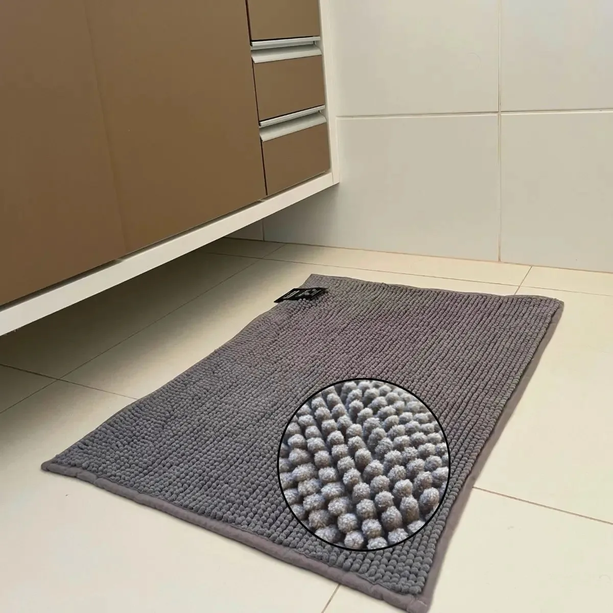 Kit 4 Tapetes Para Banheiro Antiderrapante Absorvente Rozac Cor Cinza Liso