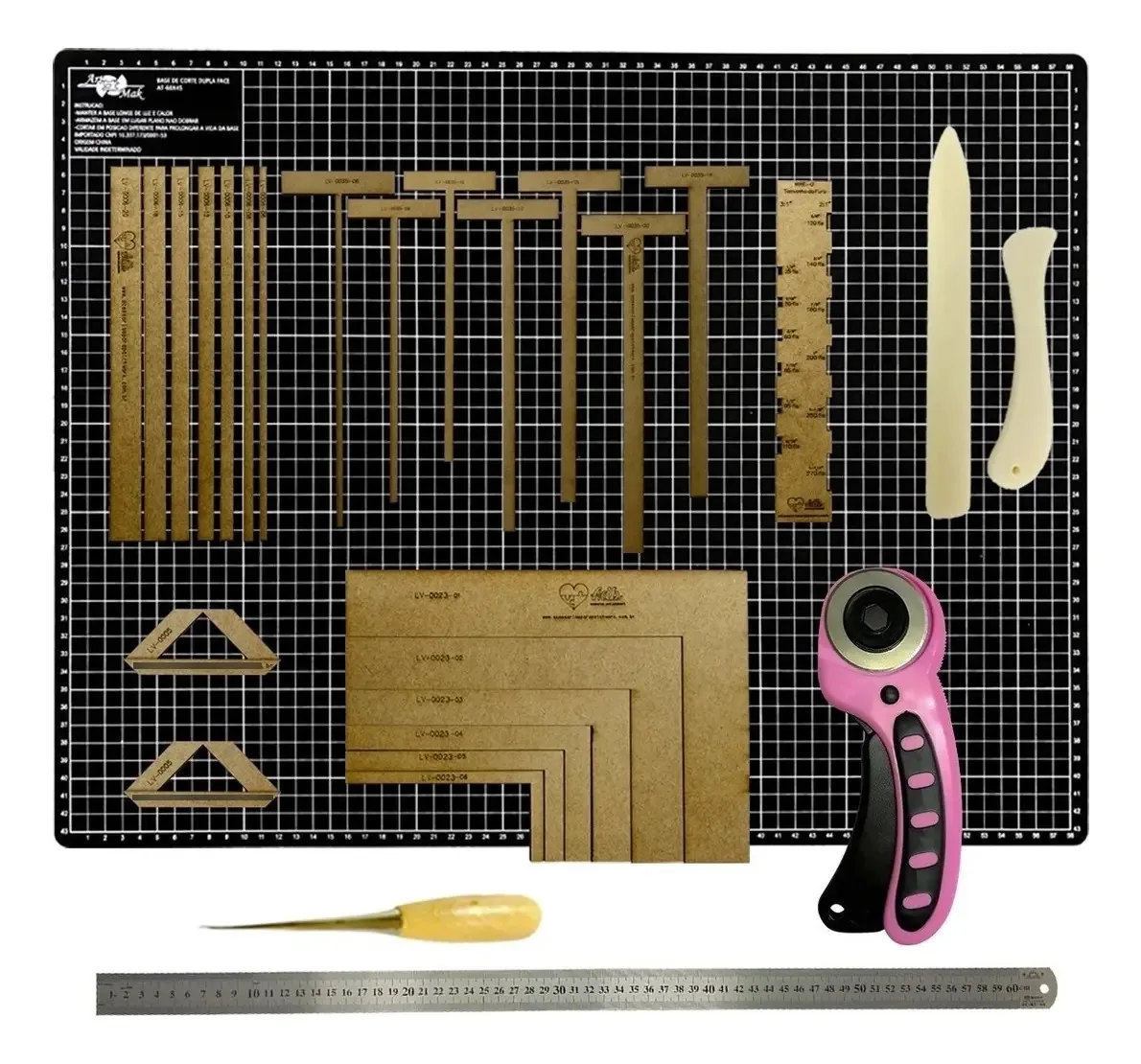 Base Para Corte 90x60 Scrapbook Cartonagem Esquadro Gabarito Cor Base De Corte Grande Preta