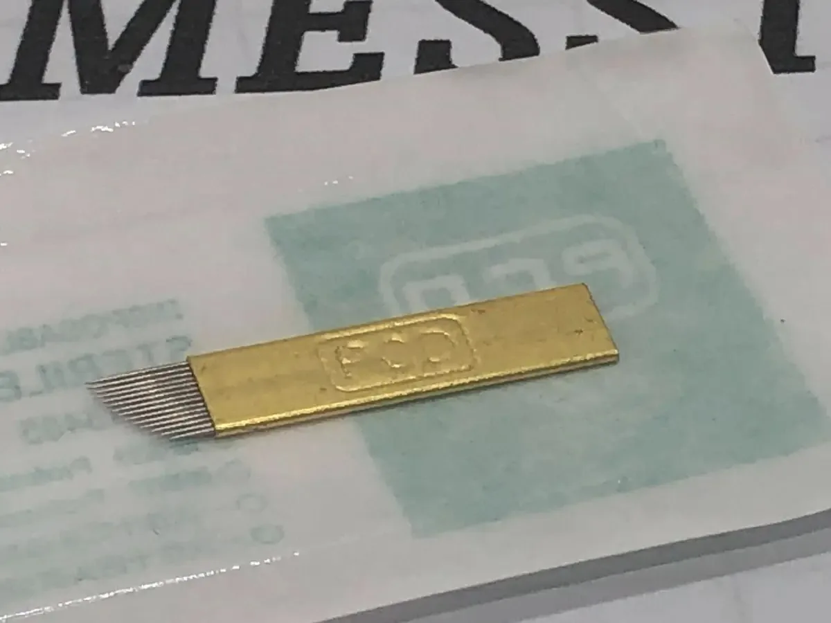 Cem Lâminas Micropigmentação E Tebori Pcd Hard 14 Agulhas Cor Dourado