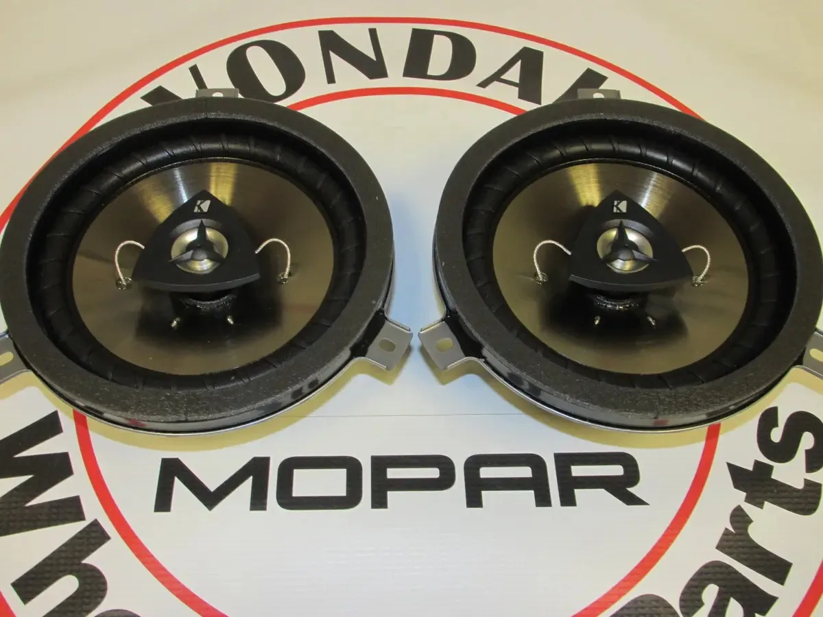 Atualização de Alto-falantes Kicker para Jeep Wrangler JK por Mopar