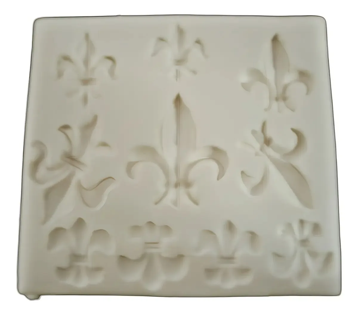 Molde De Silicone Flor De Liz 10 Para Confeitaria E Biscuit
