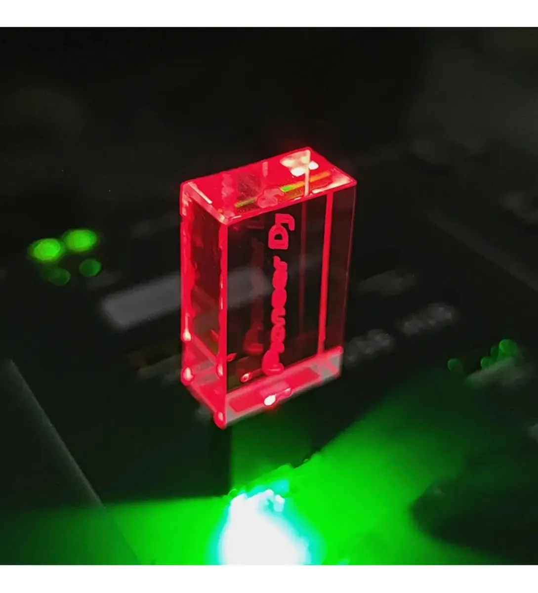 Pen Drive 32gb Flash Pioneer Dj Ouro Diodo Usb 2.0 Crystal Cor Vermelho