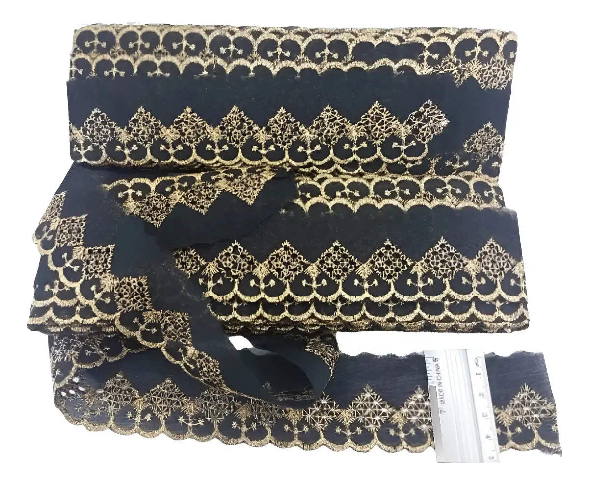 Bordado Inglês Najar Preto Dourado 4,5cm Tipo Renda Guipir