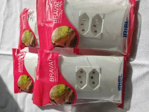 Tomada Dupla Iriel Brava 20A 2 Entradas Branca Kit 4 Unidades