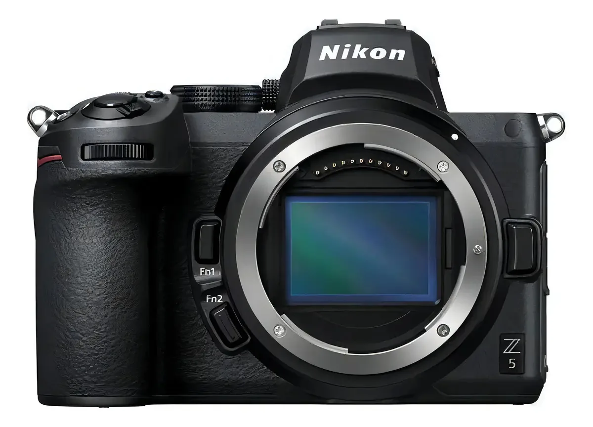 Camara Nikon Z5 Body