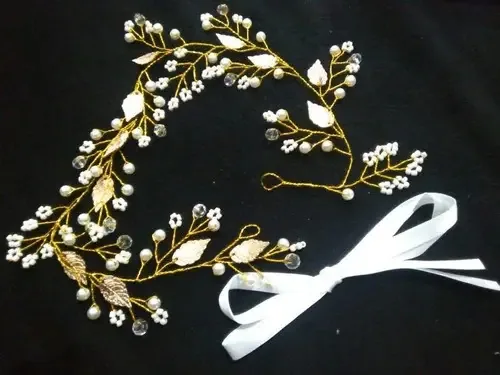 Tiara Arranjo Enfeite Cabelo Noiva Pérola Cristais Dourado