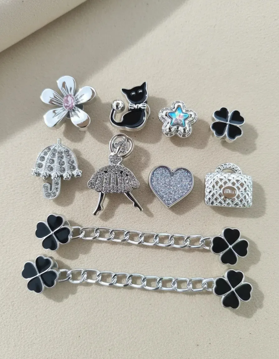 Kit Pins Botons Acessórios Personalizados Para Crocs Prateados Bailarina Gato
