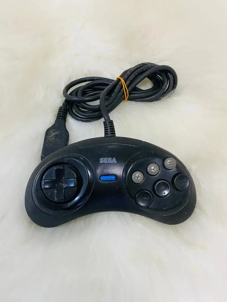 Controle joystick Sega 6 botões Mega Drive preto