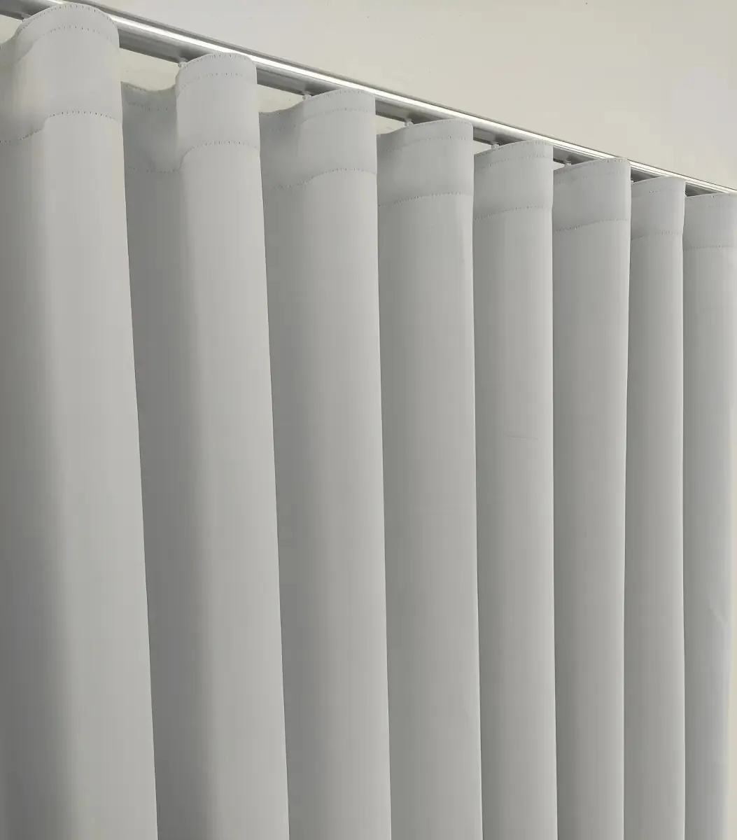 Cortina Blackout Tecido 80% Para Trilho Luxuosa 3,00x2,00 Cor Blackout Branco