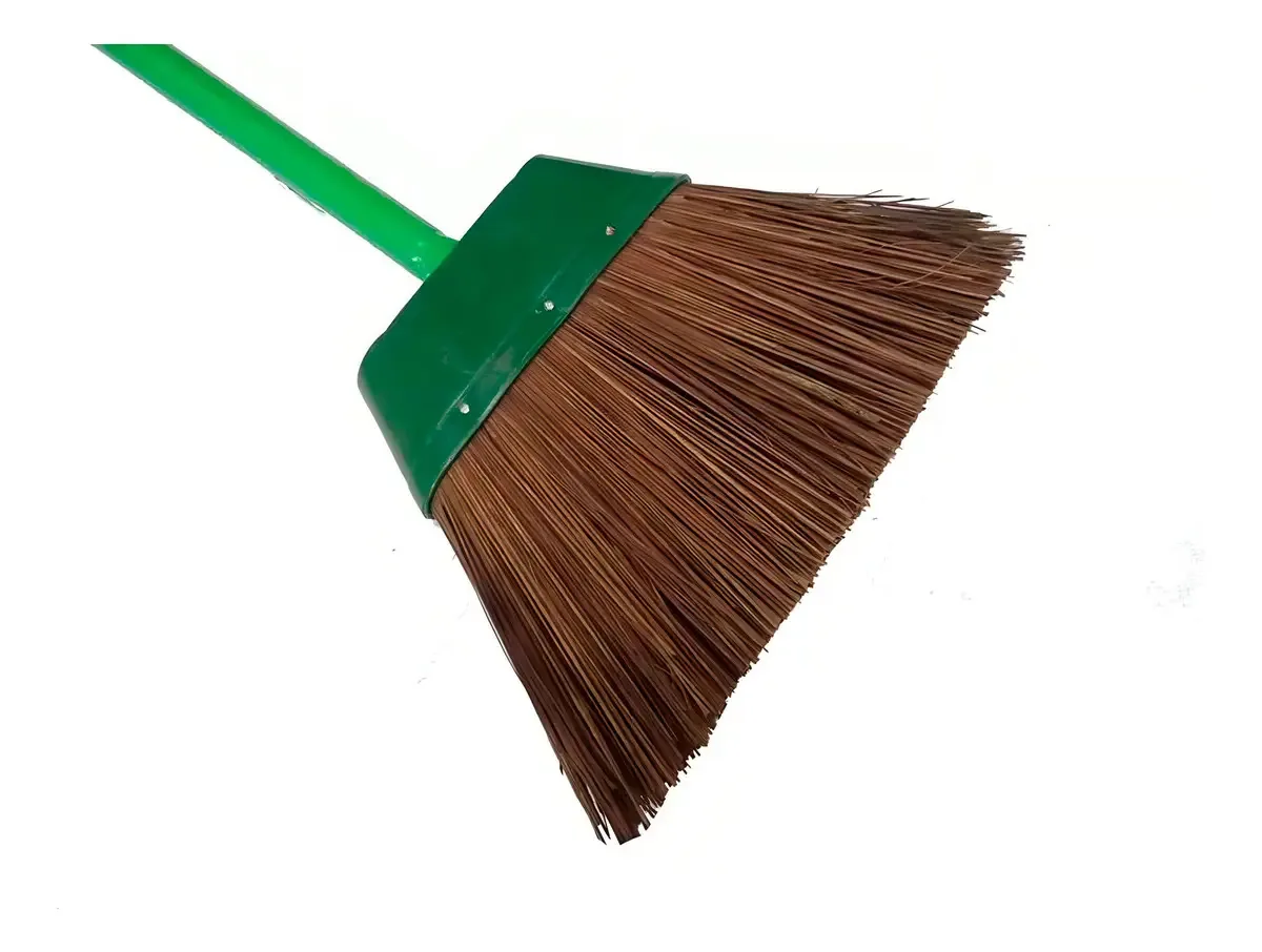 Vassoura De Piaçava 25cm Com Cabo De Madeira Plastificado