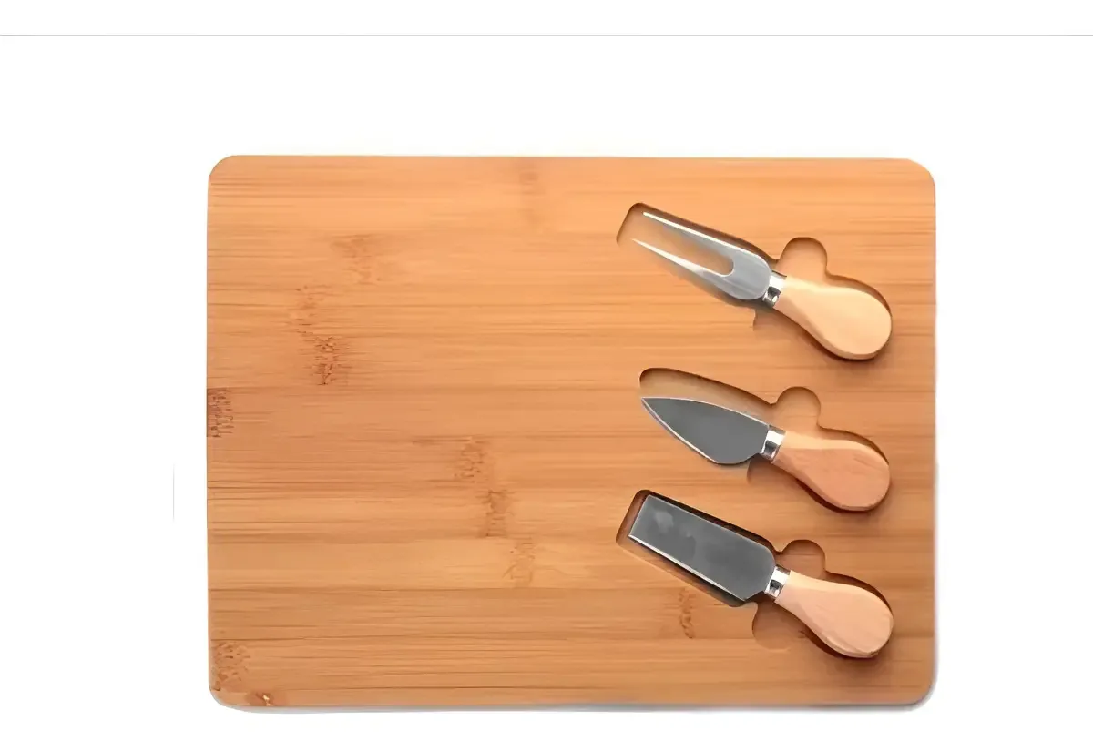 Conjunto Tábua de Queijos e Frios Bambu Top Chef Marrom com Talheres