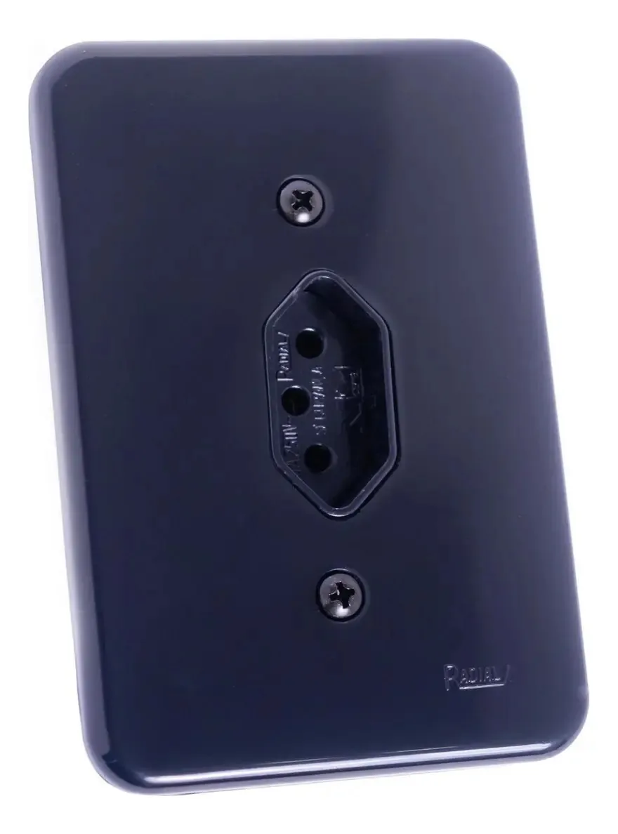Tomada 3 Pólos 10a Linha Pollar Black Radial