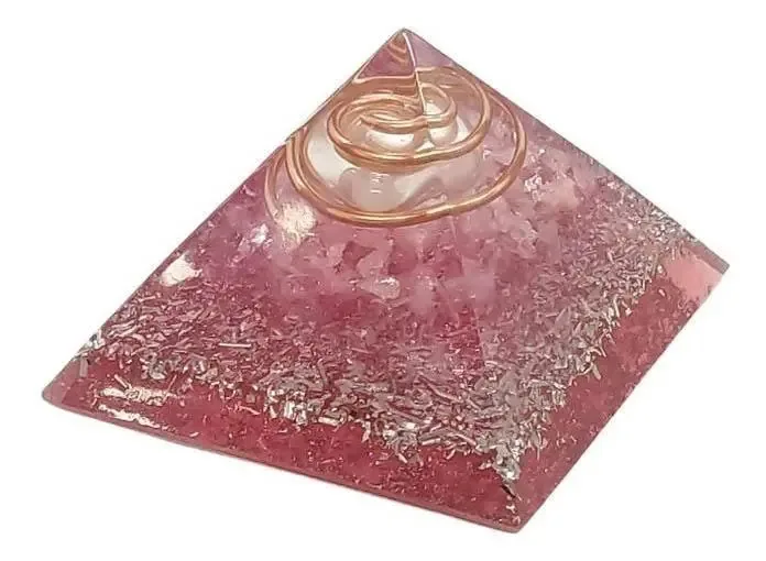 Orgonite Pirâmide 4cm Amor - Quartzo Rosa E Cristais