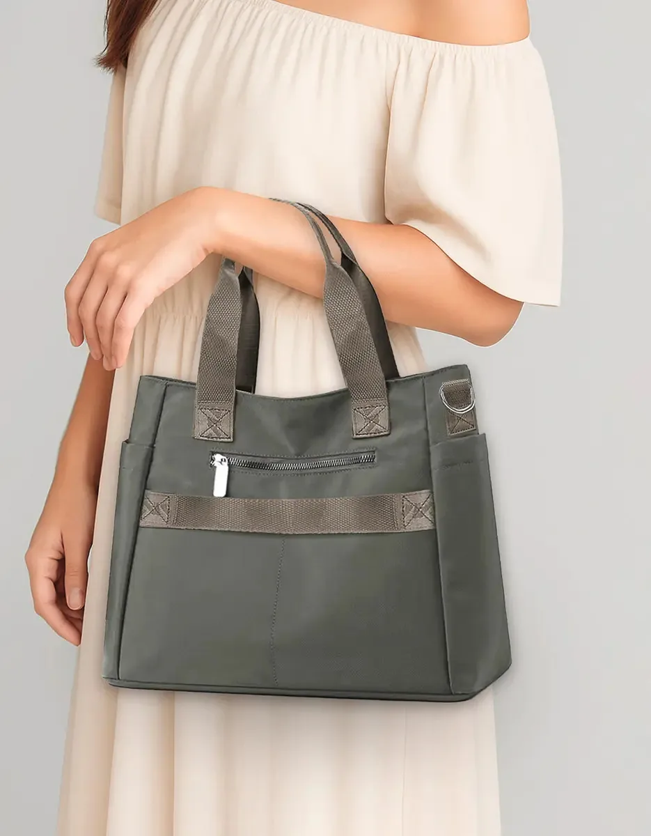 Bolsa Feminina Versátil Moda Alça Lateral E Ombro Acambamento Dos Ferragens Metal Cor Cinza Desenho Do Tecido Lisa