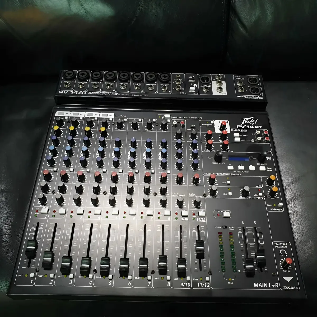 Mesa De Som 14 Canais C/ Bluetooth E Autotune Peavey Pv-14at