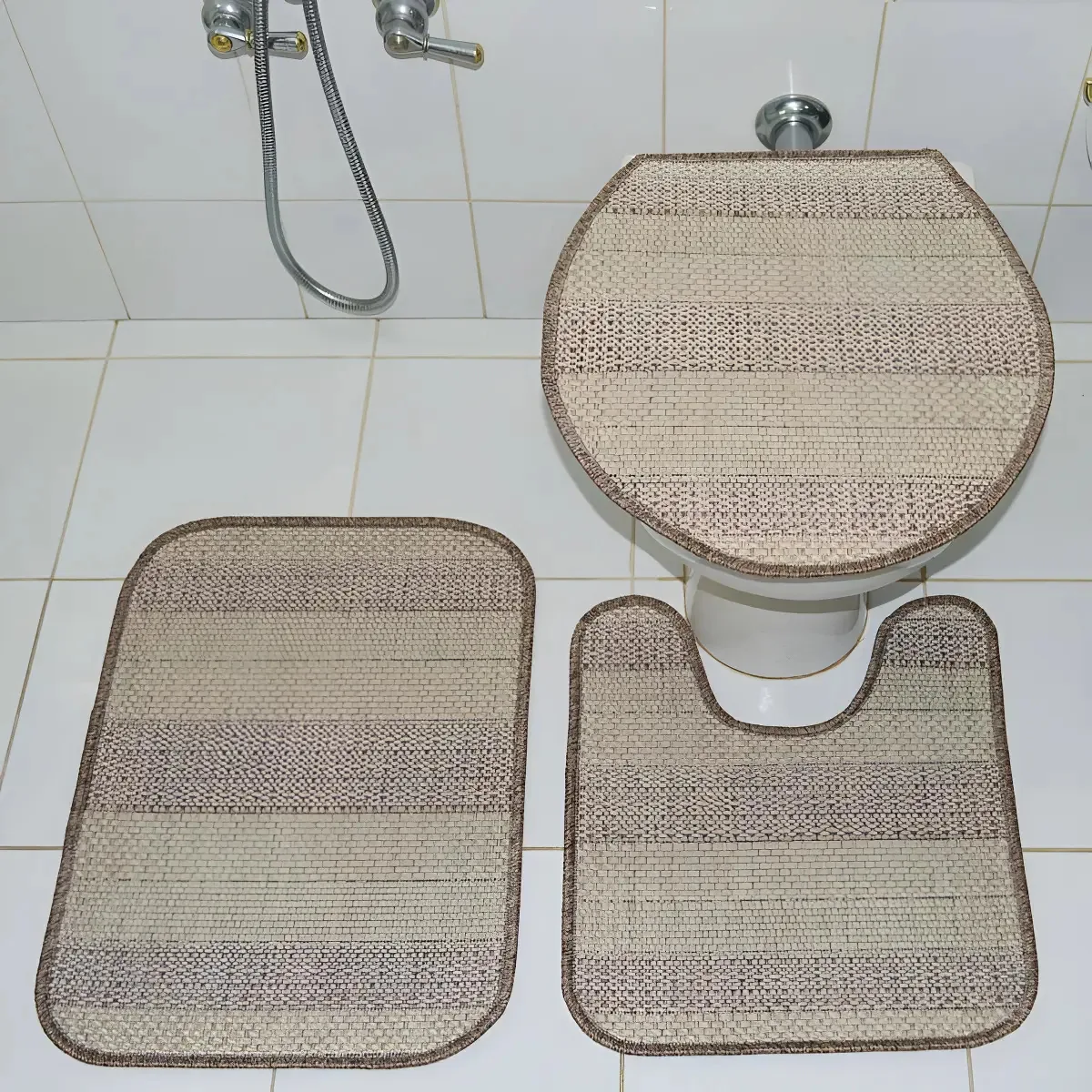Conjunto de Tapetes para Banheiro Rayza Natural Look, 3 Antiderrapantes em Bege