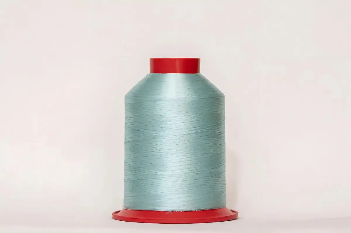 Linha Para Bordado Ricamare 4000m Cone 100% Poliéster Cor 2181 Brilhante