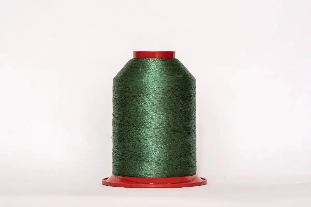 Linha Para Bordado Ricamare Poliéster Cor 2191 4000m Cone Preto