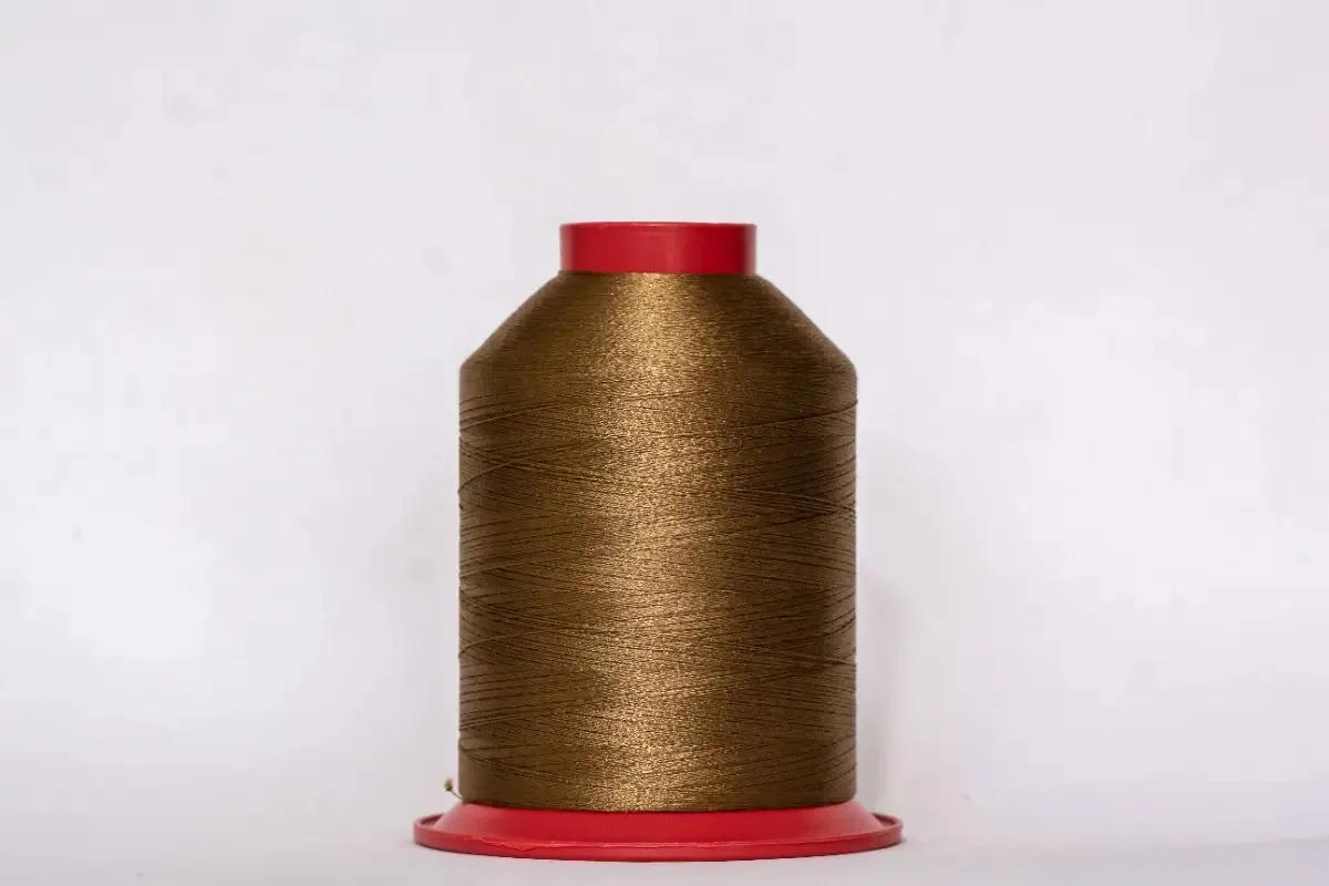 Linha para Bordado em Cone Poliéster Ricamare 4000m Preto Brilhante