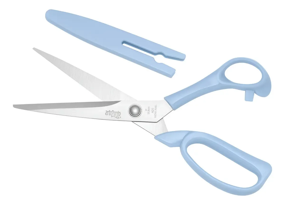 Tesoura Costura com Capa Protetora Azul 9"