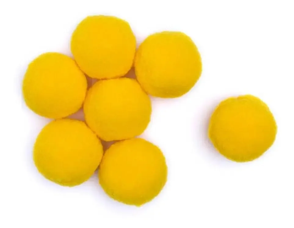 Pompom Luli Solto Amarelo Ouro de Poliéster 20 mm para Artesanato