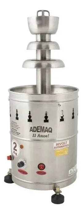 Cascata De Chocolate Ademaq Seminovo Cor Cinza