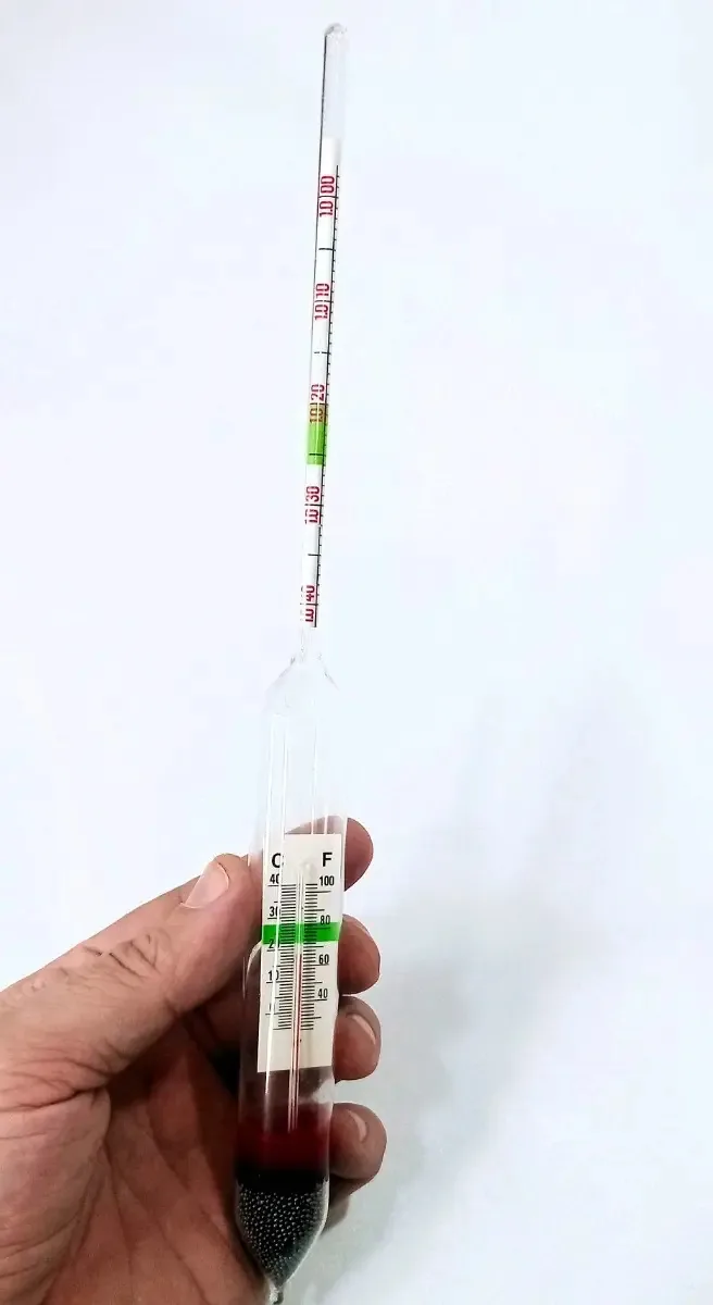 Densímetro De Vidro Ace Pet 23 cm Medição 1.000 A 1.060 Ppm