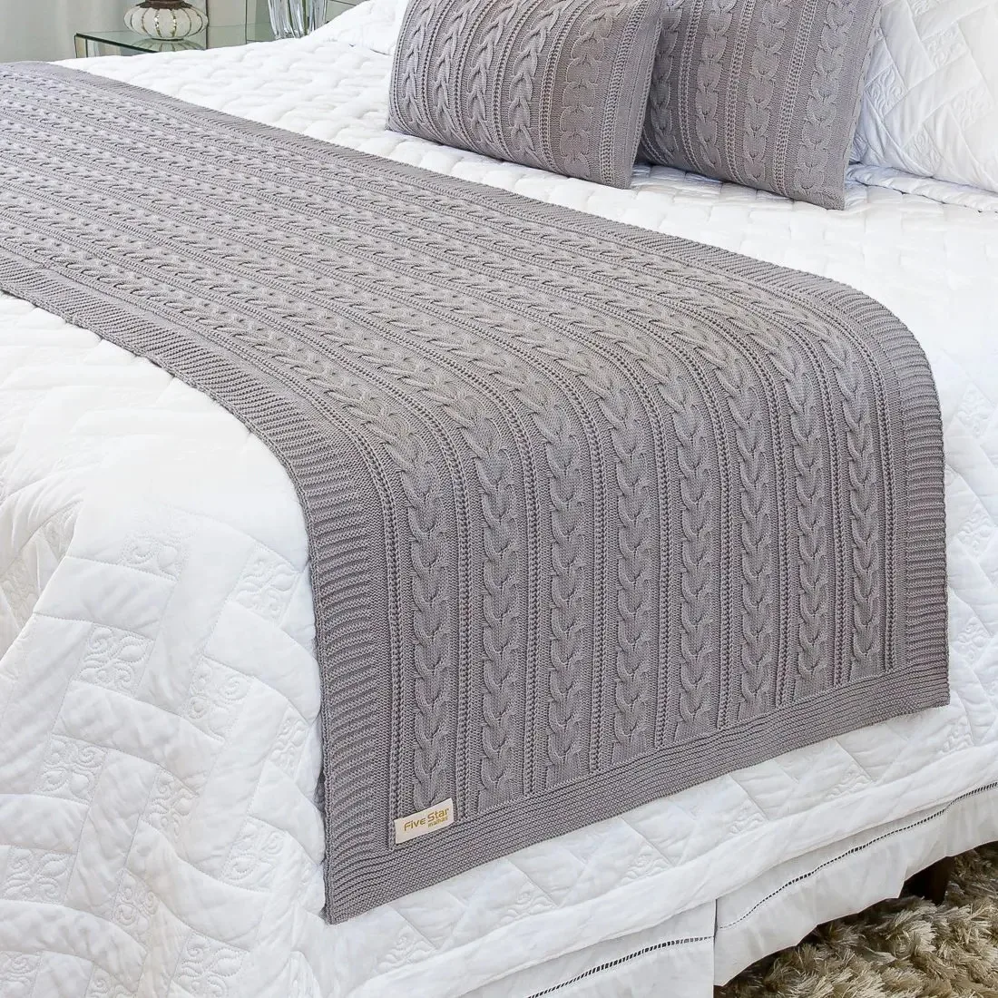 Manta Sofa Sala Cama King Peseira Tricot 260x70 Berlim Cor Cinza Claro
