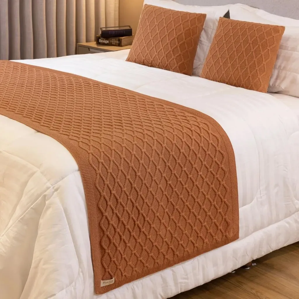 Kit Peseira Manta Sofa Cama Queen 230x70cm + 2 Capas Roma Cor Cobre Desenho Tranças