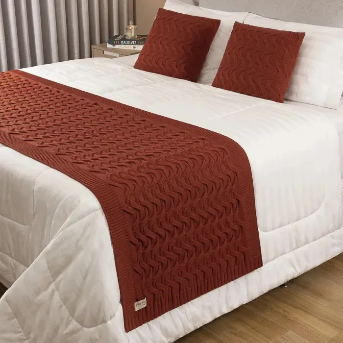 Kit Manta Sofa Cama Queen 230x70 + 2 Capas 45x45 Maldivas Cor Terracota Desenho Tranças