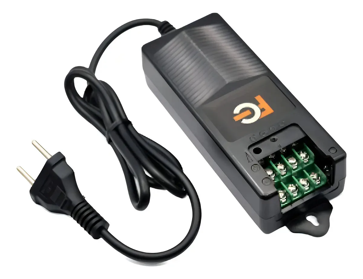 Fonte De Alimentação Multissaída - 12v 7a