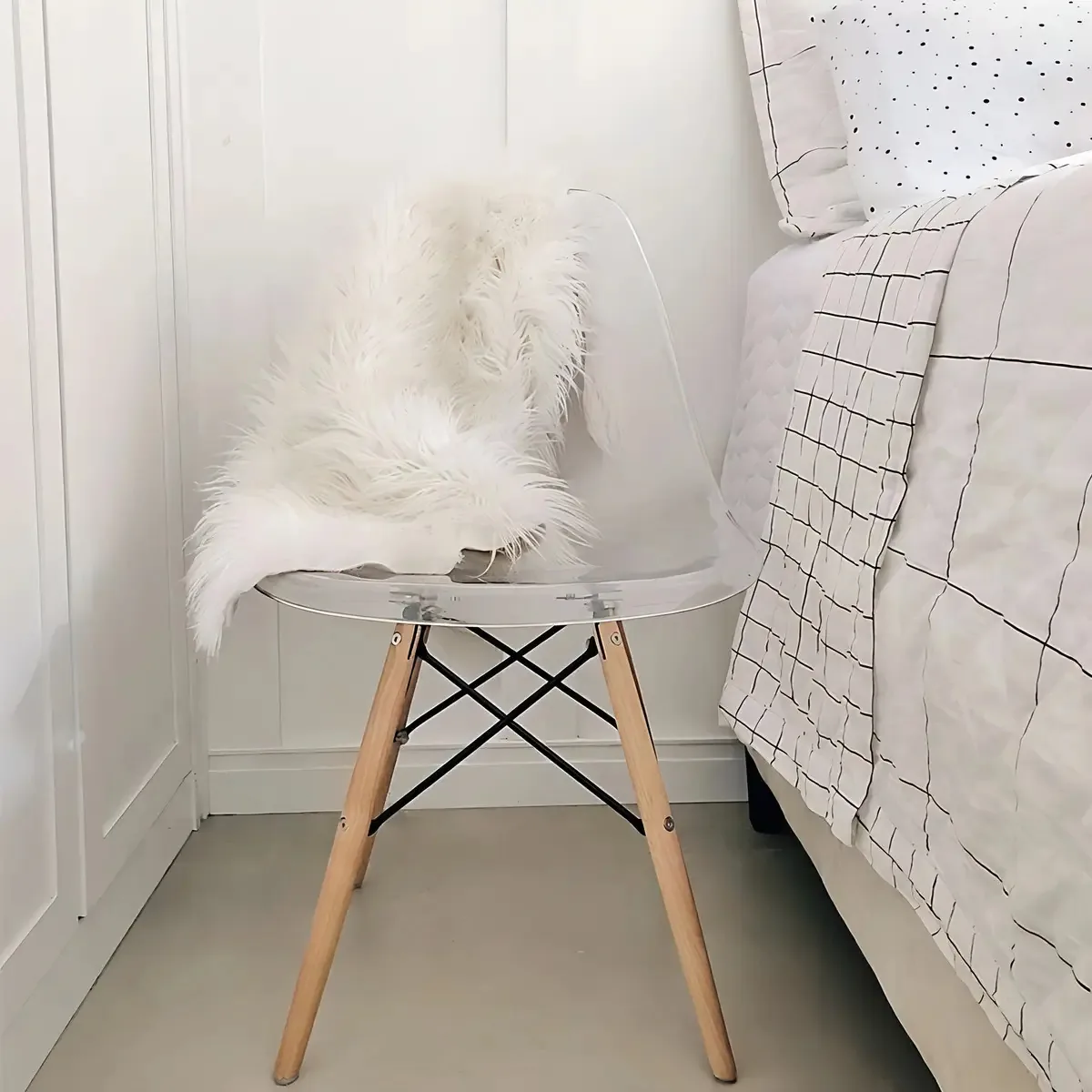 Conjunto Com 4 Cadeiras Charles Eames Cristal Cor Incolor