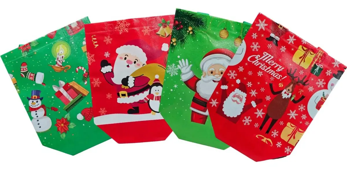 Kit 4 Mini Sacolas Wincy Natalinas 50x40cm Corações Lona NTS10156