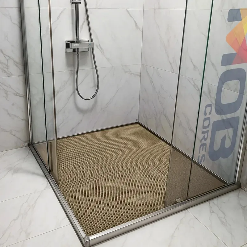 Tapete Antiderrapante Bege Mob Cores 120x120cm Para Banheiros e Piscinas