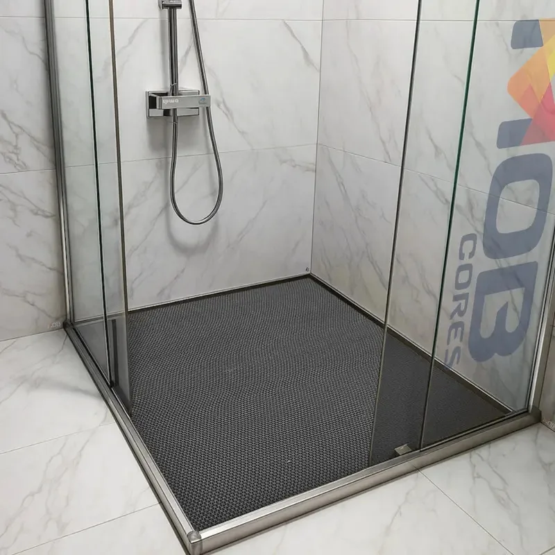 Tapete Antiderrapante Badejo MOB CORES Grid 120x80cm Banheiros e Piscinas