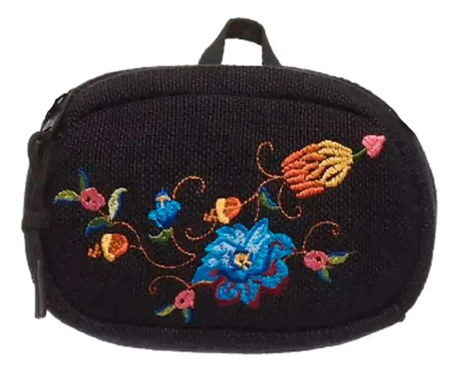 Bolsa Farm Chuchu Fruta Bordada Artesanal Cor Rosa